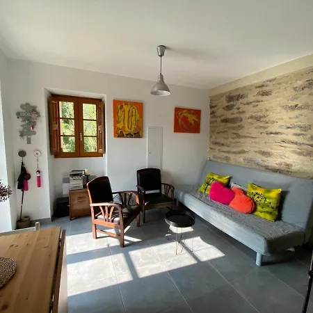 Semesterbostad Les Canali